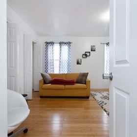 Primary image 1 Racpanos Modern Stay on Ocean Avenue, The Owl's Head Hotels