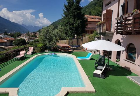 Lainnya Luci dal Lago