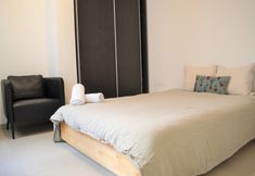 Others 2 2BDR Masaryk Square Apt Central Location