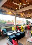 Imej utama The Place Hostel & Rooftop Bar