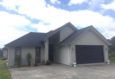 Others Cherry Manor - Adults Only