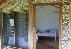 其他 6 Tanna Ikamir Bungalows and Accomodations