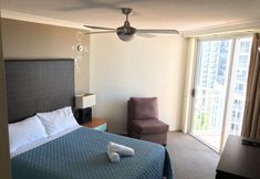 기타 4 Bell Of Broadbeach