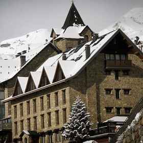 Primary image 1 빌라 데 사옌트 3, Tella-Sin 호텔