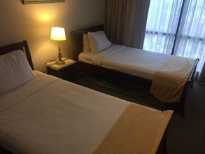 Others 4 Jenet Times Squre