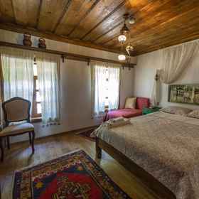 Primary image1比爾吉葉尼格林艾維飯店,厄代米什飯店