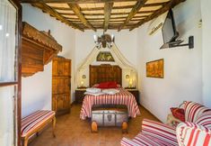 Others 4 Los Mellizos