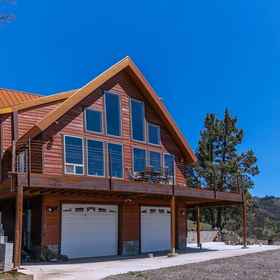 Primary image 1 Sunset Chalet - 2600 Sq.ft. Multi-seasonal Retreat, Jackson County Hotels