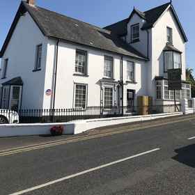 Primary image 1 Rooms at The Highcliffe, Troedyraur Hotels