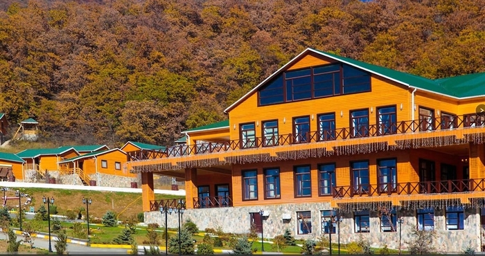 Khác Park Qusar Resort