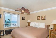 Others 3 Pier View Escape