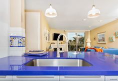 อื่นๆ 6 Pacific Palms