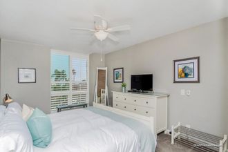 Others 4 Ocean Breeze Retreat