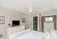 Others 2 Ocean Breeze Retreat