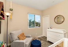 Others 3 Modern Escape