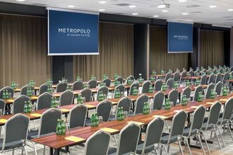 Others 4 Metropolo by Golden Tulip