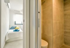 Others 3 Oasis Beach IX - Christina