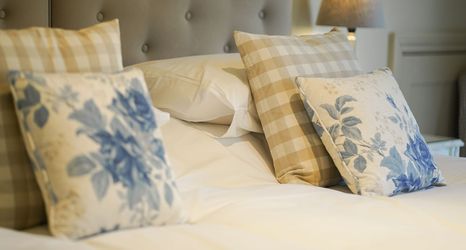 Others 2 Great Ashley Farm B&B and Shepherds Huts