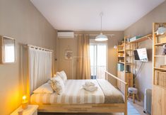 その他 2 Estudio Postigo Centro con balcón