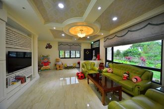 Others 4 Flower Forest