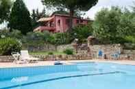 Others Villa Ivoni 1