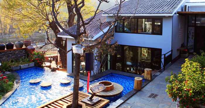 อื่นๆ Carpenter's Rustic Courtyard-Great Wall