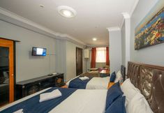 Others 3 Taksim Suite II