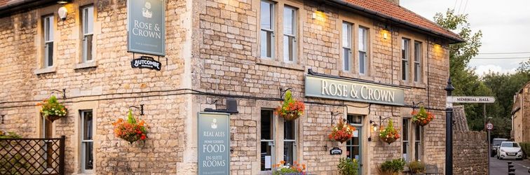 อื่นๆ Rose And Crown