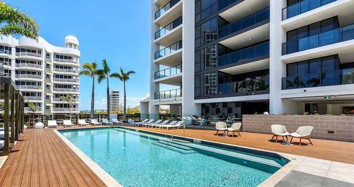 Lain-lain Qube Broadbeach