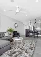 Primary image Property Vine - North Shore Kawana and Waterline