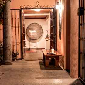 Imej utama 1 Luna Inn B&B, La Asunción Hotels