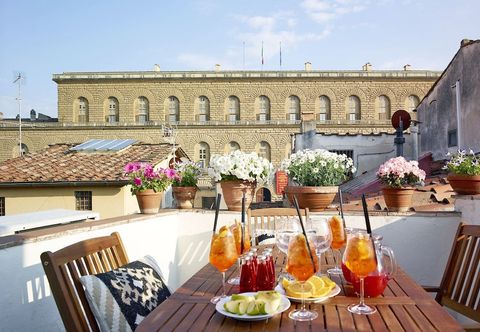기타 Amazing View to Pitti Palace 3BD Apt