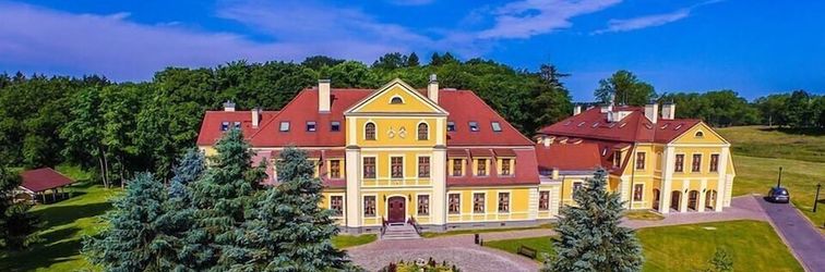 其他 Pałac w Rymaniu