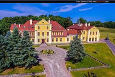 其他 Pałac w Rymaniu