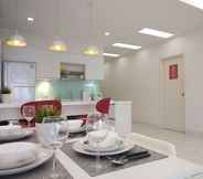 Others 2 Plaza Manjalara with 2 bedrooms