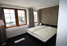 Lain-lain 3 Gasthof zur Sonne