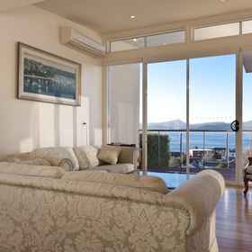 Primary image 1 Sandy Bay Sensation, Mount Wellington Hotels