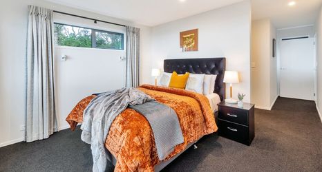 Others 2 Spectacular Hilltop Retreat near Piha