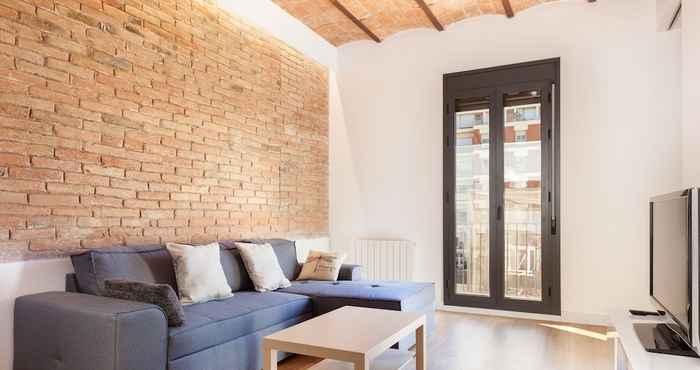 Lainnya Akira Flats Urgell Apartment