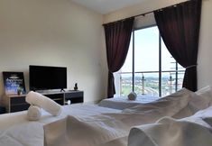 Others 2 Stay Awhile at Aeropod Sovo Studio