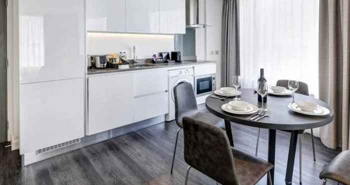 Lainnya Dockside Apartments at Excel