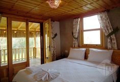 Others 4 Yalicapkin Cottage