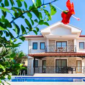 Primary image1梅爾騰別墅飯店,Karya Villa飯店