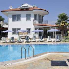 Primary image 1 빌라 바사란, Karya Villa 호텔