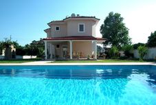 อื่นๆ Villa Hayri