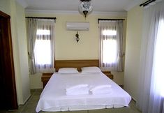 Others 3 Villa Celik