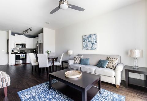 Others Urbanlights at Legacy West