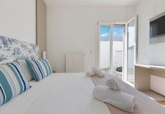 Others 4 Absolute Suite Apartments