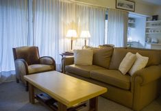 Others 6 DueñosGroup