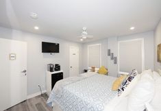 Others 7 Serene Niagara Inn